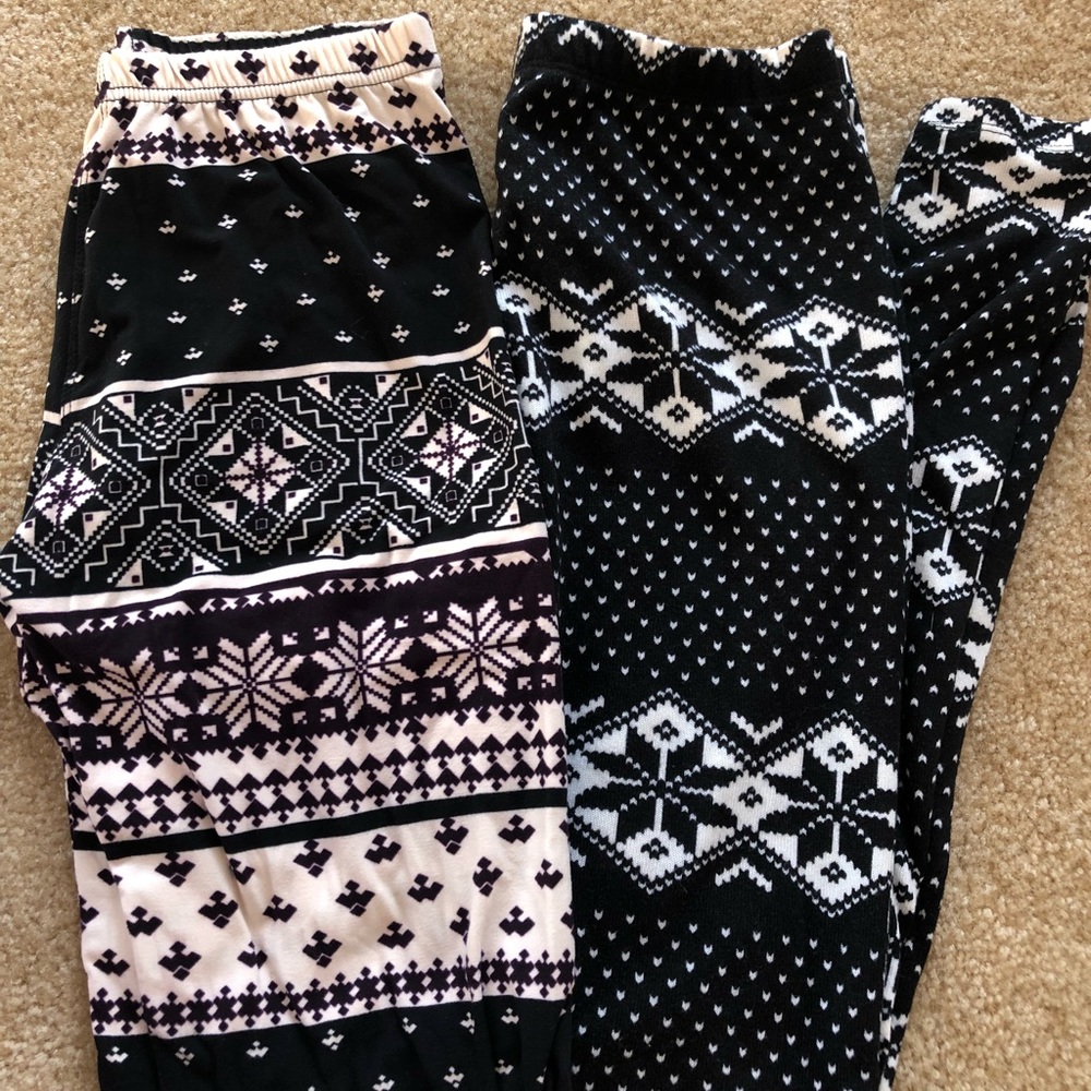 2 pairs of leggings!